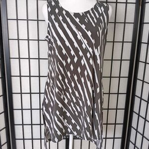 ALFANI Women's Sleeveless Top Grey/White Size Small